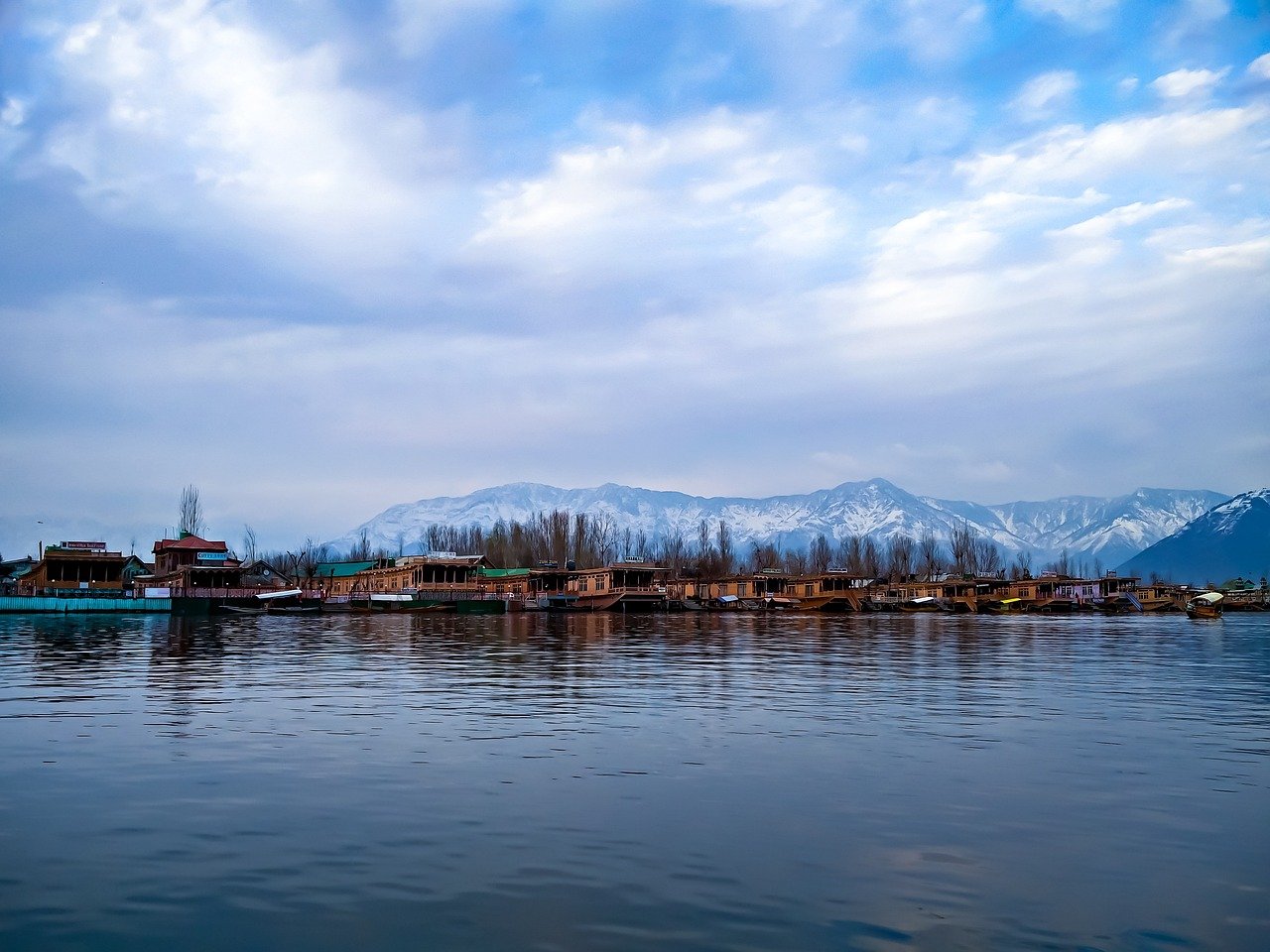 Discover the Serenity of Yusmarg in Kashmir